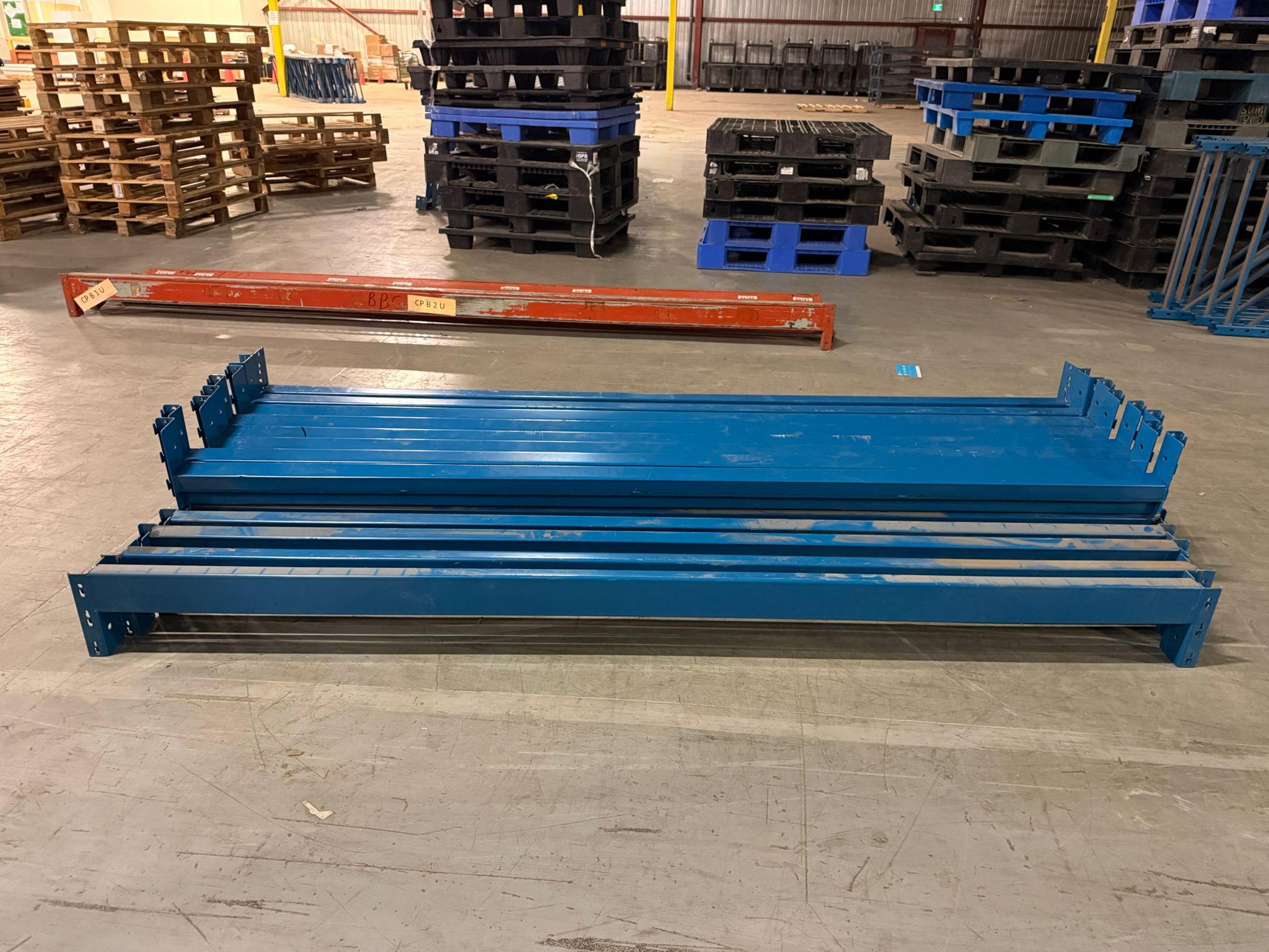 96" Pallet Rack Beam – 4" Step Beam (Blue)